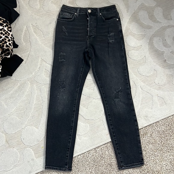 Forever21 Black Holey Jeans - Picture 3 of 3